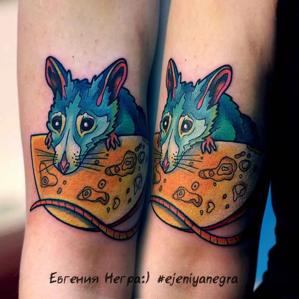 tatuaggio a colori neotradizionale etnico Ejeniya Negra