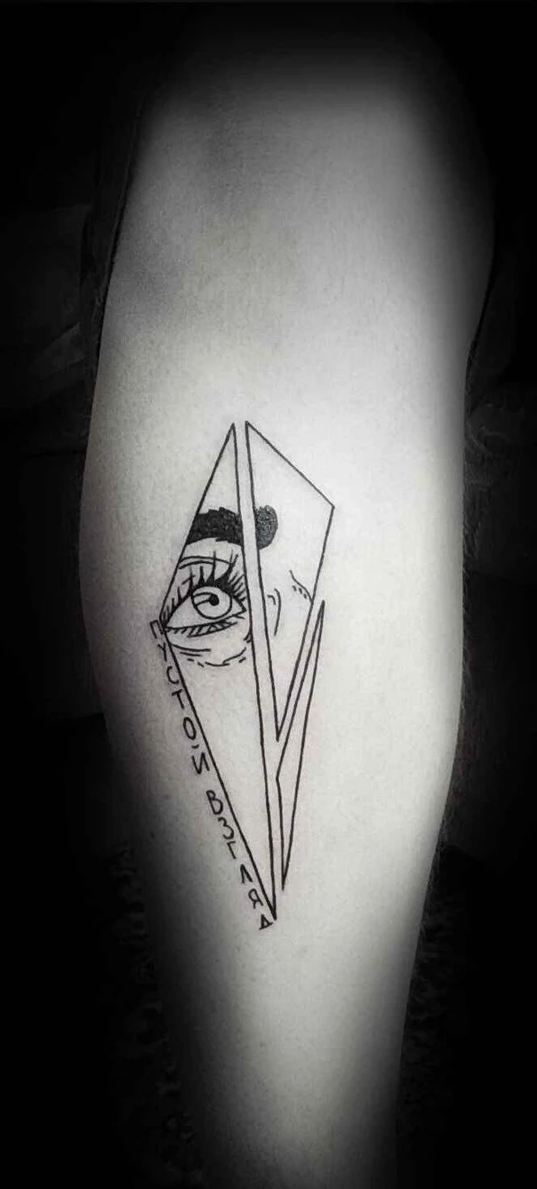 Лайнворк Eye, Geometric tattoo на Thigh