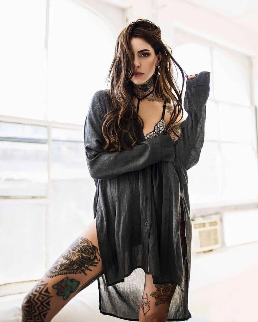 Modello tatuato Mar&iacute;a Candelaria Tinelli (Lel&eacute;), modello alternativo, ragazza tatuata | Buenos Aires, Argentina