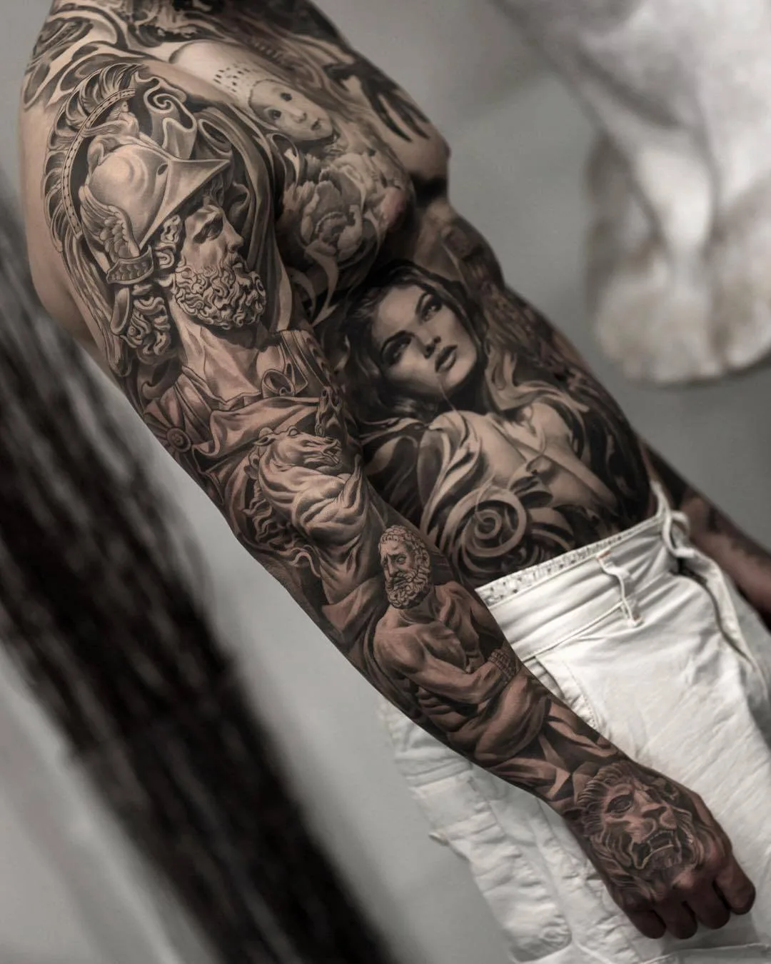 Tattoo artist Jun Cha, black&grey realistic tattoo, engraving | USA
