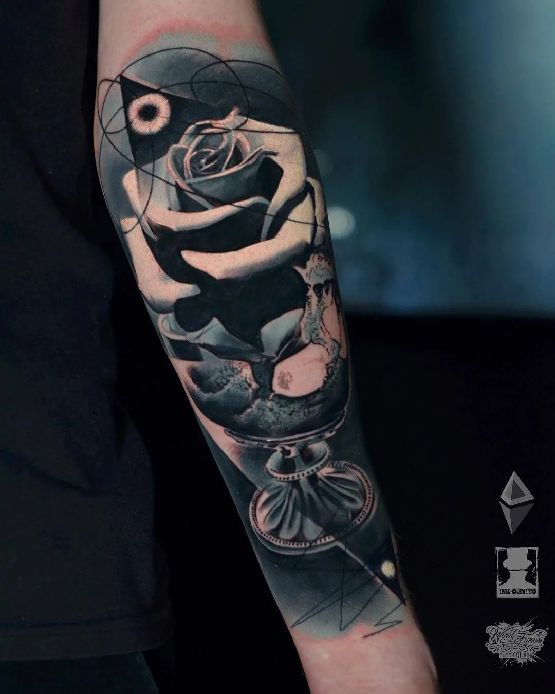 Artista di tatuaggi Darek Dokt&oacute;r Ink-Ognito, tatuaggi a colori e nero e grigio realistici surrealisti | Polonia