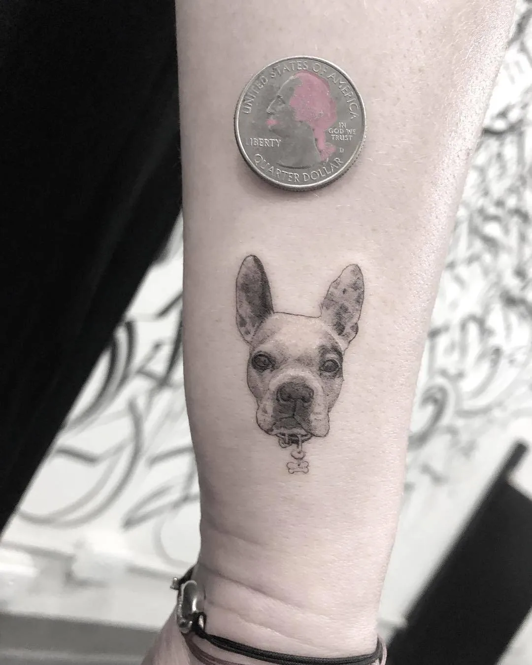 Artista de tattoo Nal, estilo preto&cinza realista minimalista | EUA