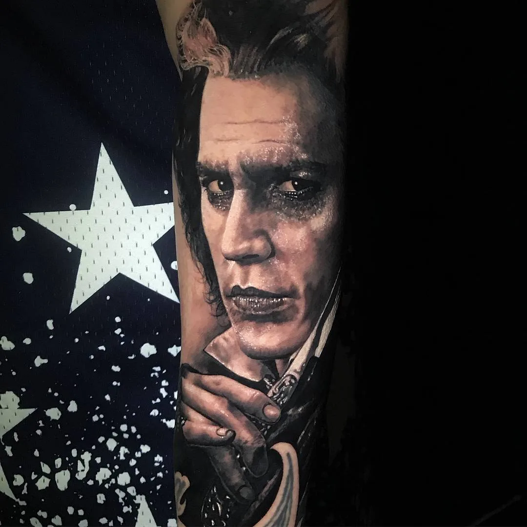 Artista de tattoo Chris Mata'afa, estilo de portrético colorido e preto e cinza | Austrália