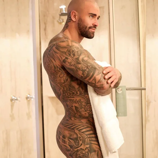 Tatuaggio #24487 | Modello di tatuaggi Clint Chadwick