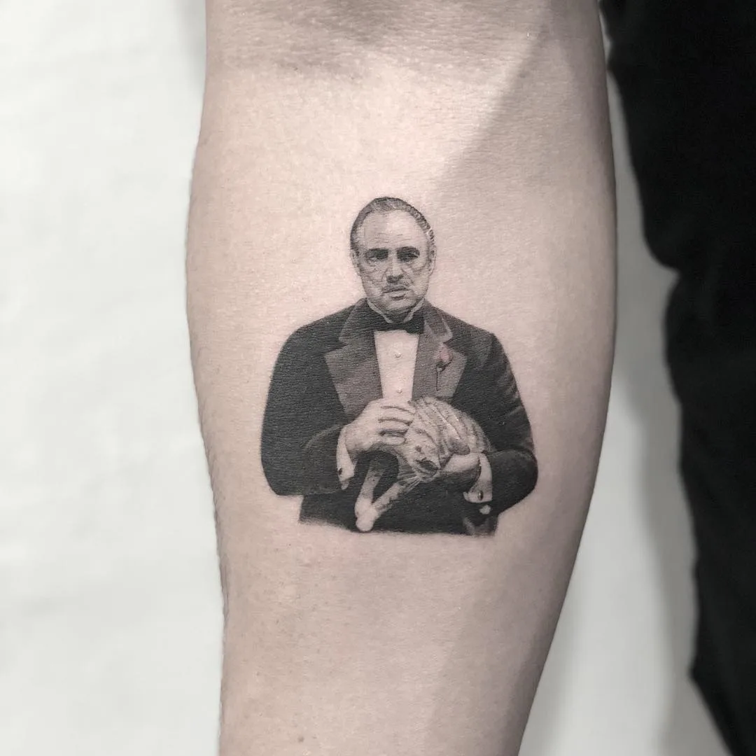 Artista de tattoo Nal, estilo preto&cinza realista minimalista | EUA