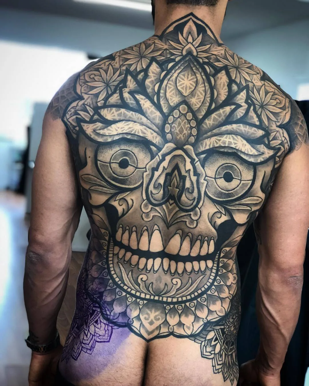 Tattoo artist Keegan Sweeney, black ornamental tattoo | Australia