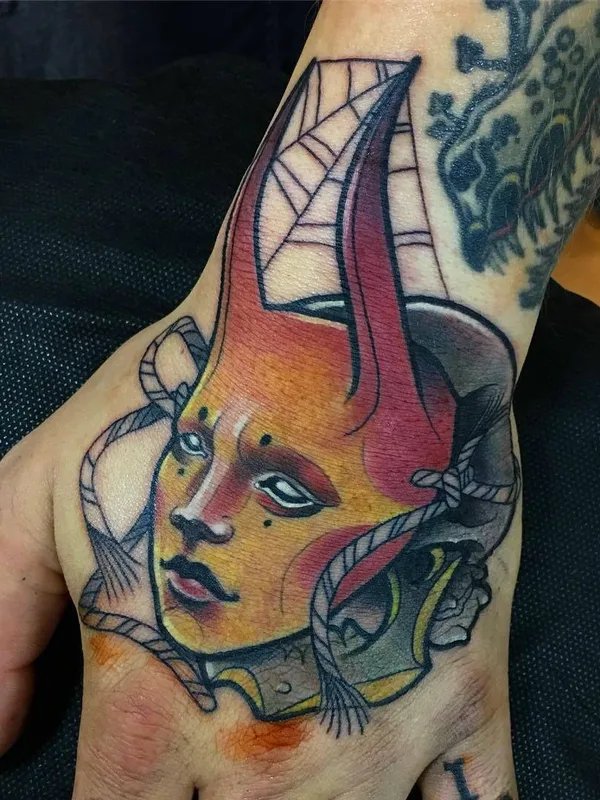 color neo traditional tatuaje en back of hand #24500 | Tatuador Рост Won Tu
