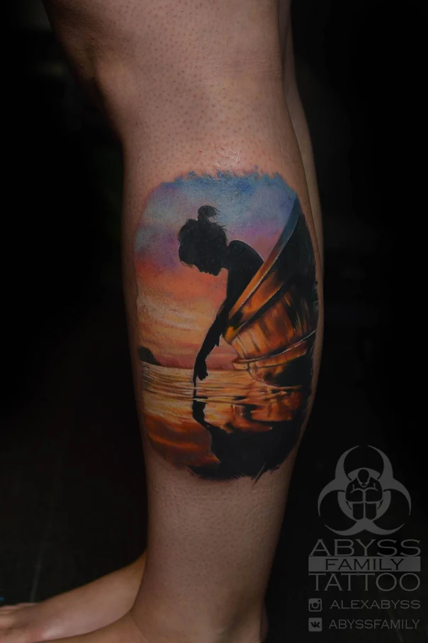 Реализм Silhouette, Boat tattoo на Икра
