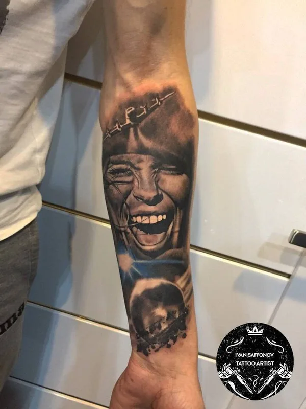 black and grey realism татуировка на forearm #24210 | Тату мастер Иван Сафонов