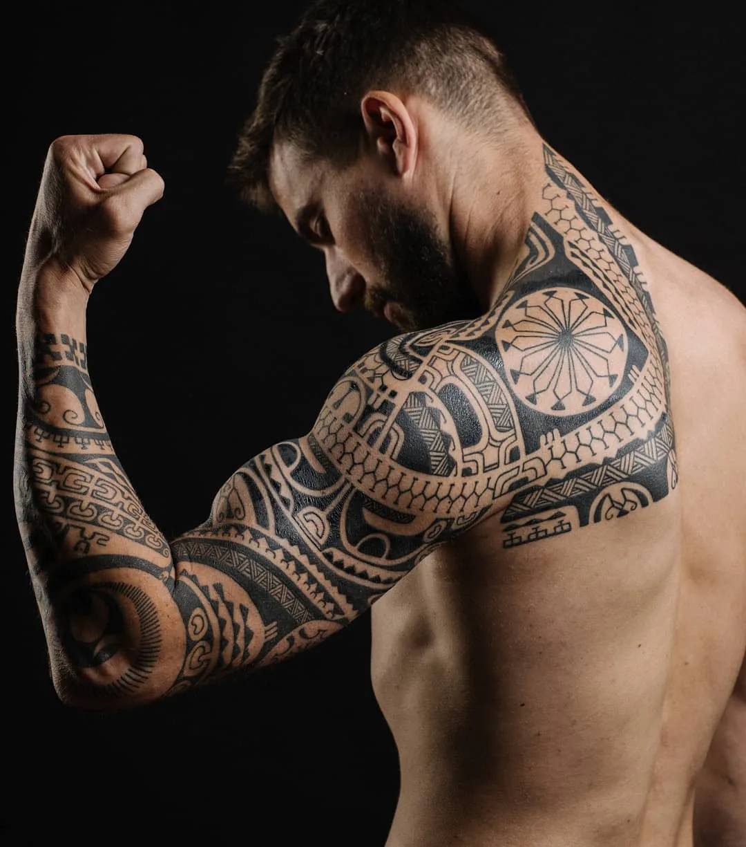 Tattoo artist Dmitry Babakhin, black Polynesian tattoo | Saint Petersburg, Russia