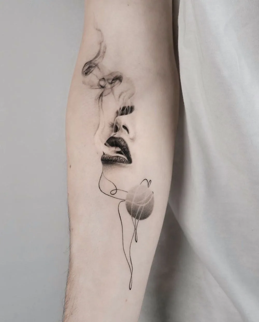 Tattoo artist Maxime Etienne, black and grey graphics, micro realism tattoo | Sydney, Australia