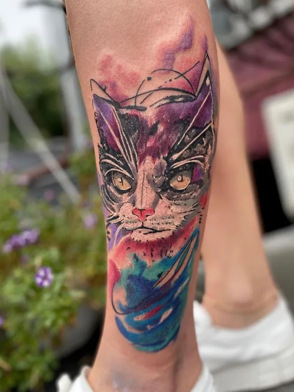 color watercolor tatuaje en calf #42159 | Tatuador Владислав Бондаренко