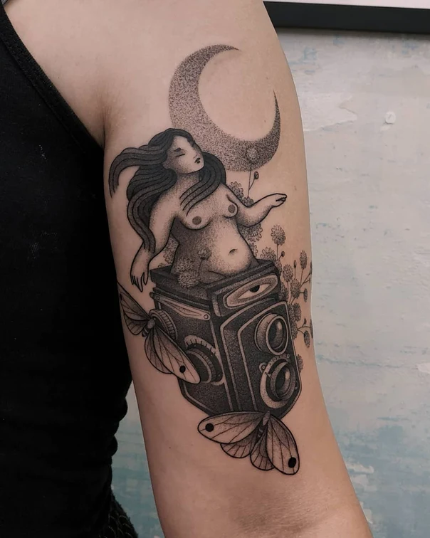 Blackwork Woman, Camera tattoo on Forearm