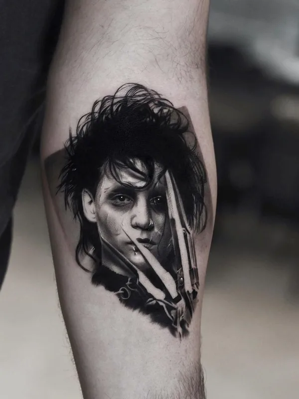 black and grey realism татуировка на forearm #42449 | Тату мастер Avihoo Ben Gida