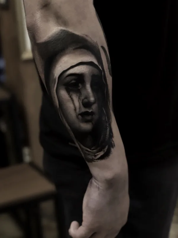 black and grey black and grey 纹身 在 forearm #59113 | 纹身师 Polina Cohen