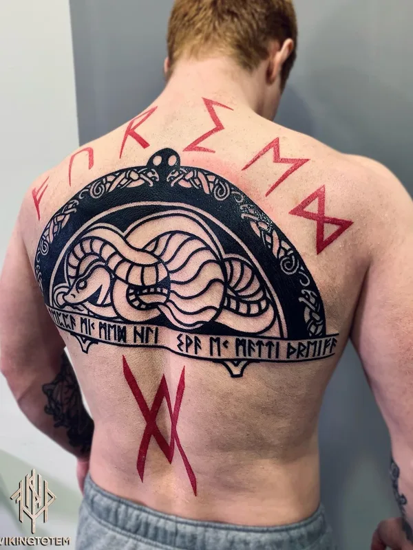 male black blackwork Tatuaggio su upper back #59175 | Tatuatore Никита Степаненко VikingTotem