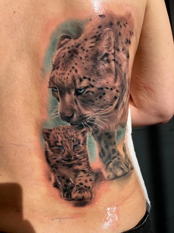 color realism tatuaje en back #59283 | Tatuador Евгения Низамова tattoojeneva