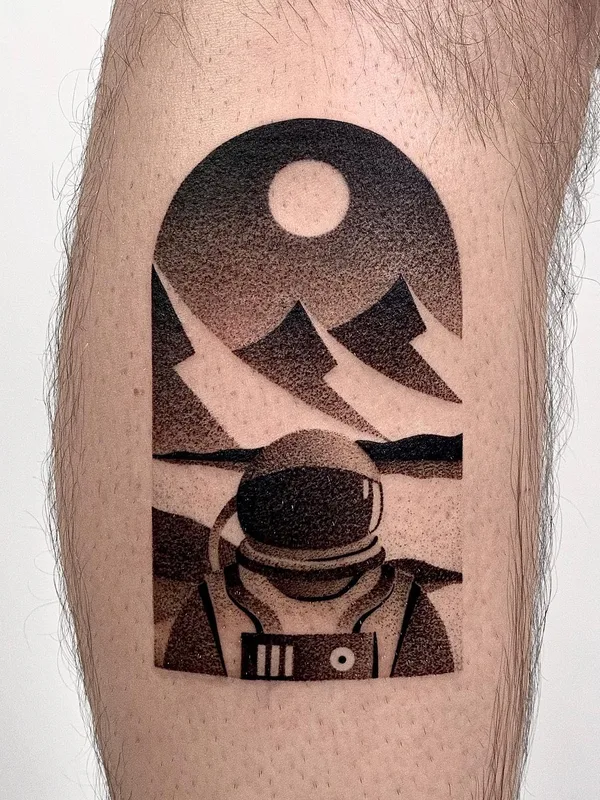 black and grey blackwork татуировка на calf #59344 | Тату мастер velco.tattoo