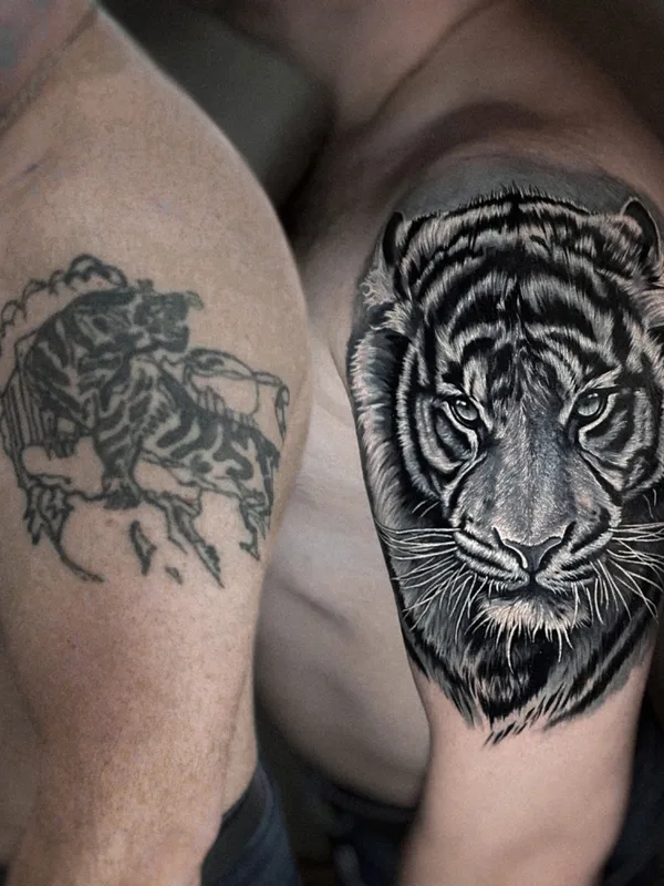 black and grey realism 타투 부위 shoulder #73296 | 타투이스트 Поздеев Федор
