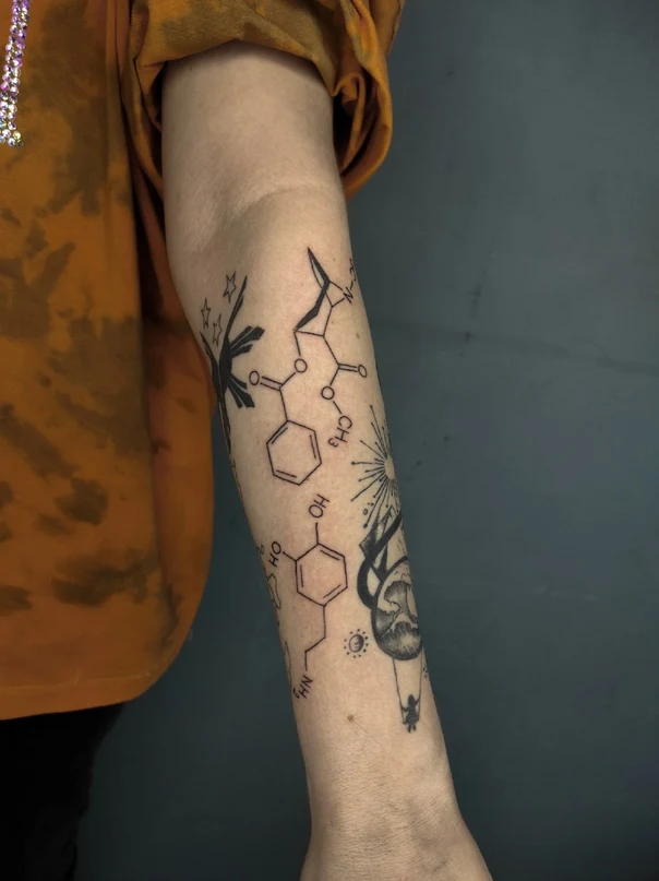 Лайнворк Chemical structure, Stars tattoo на Предплечье