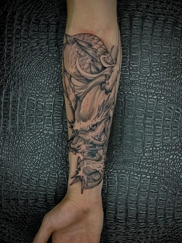 black and grey japanese Tatuaggio su forearm #73774 | Tatuatore Алексей Вакулов