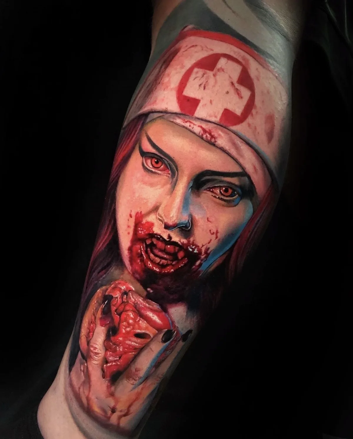 Tattoo artist Leonardo Gonzalez