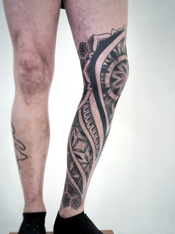 Blackwork Mandala, Geometric tattoo on Calf