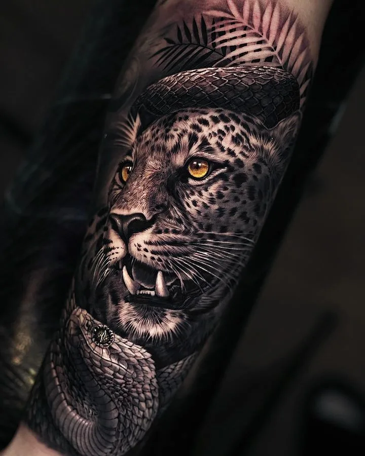 Artista de tatuagem Sumok Kim (@sumok_tattooer)