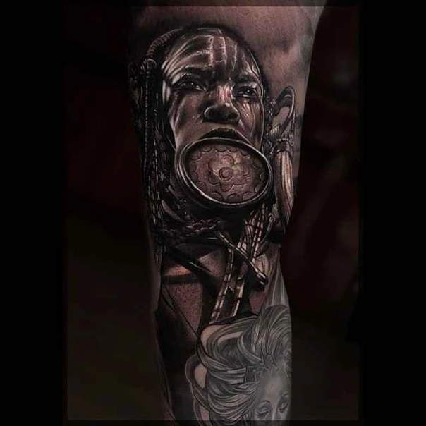 Реализм Portrait, Ethnic tattoo на Thigh