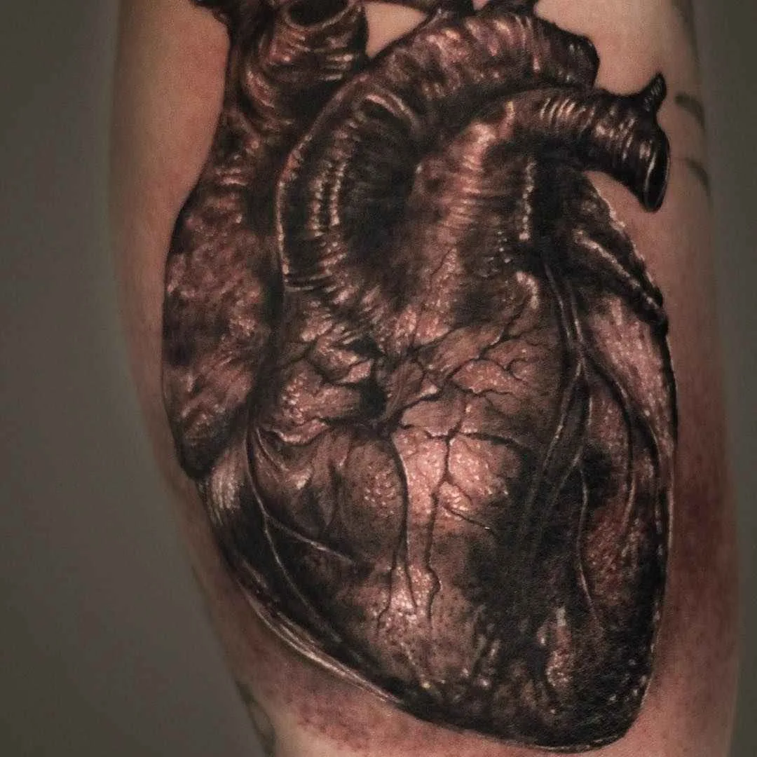 Tattoo artist Yomico Moreno realism tattoo | Тату-мастер Yomico Moreno реализм татуировки, цветной и черно-белый реализм