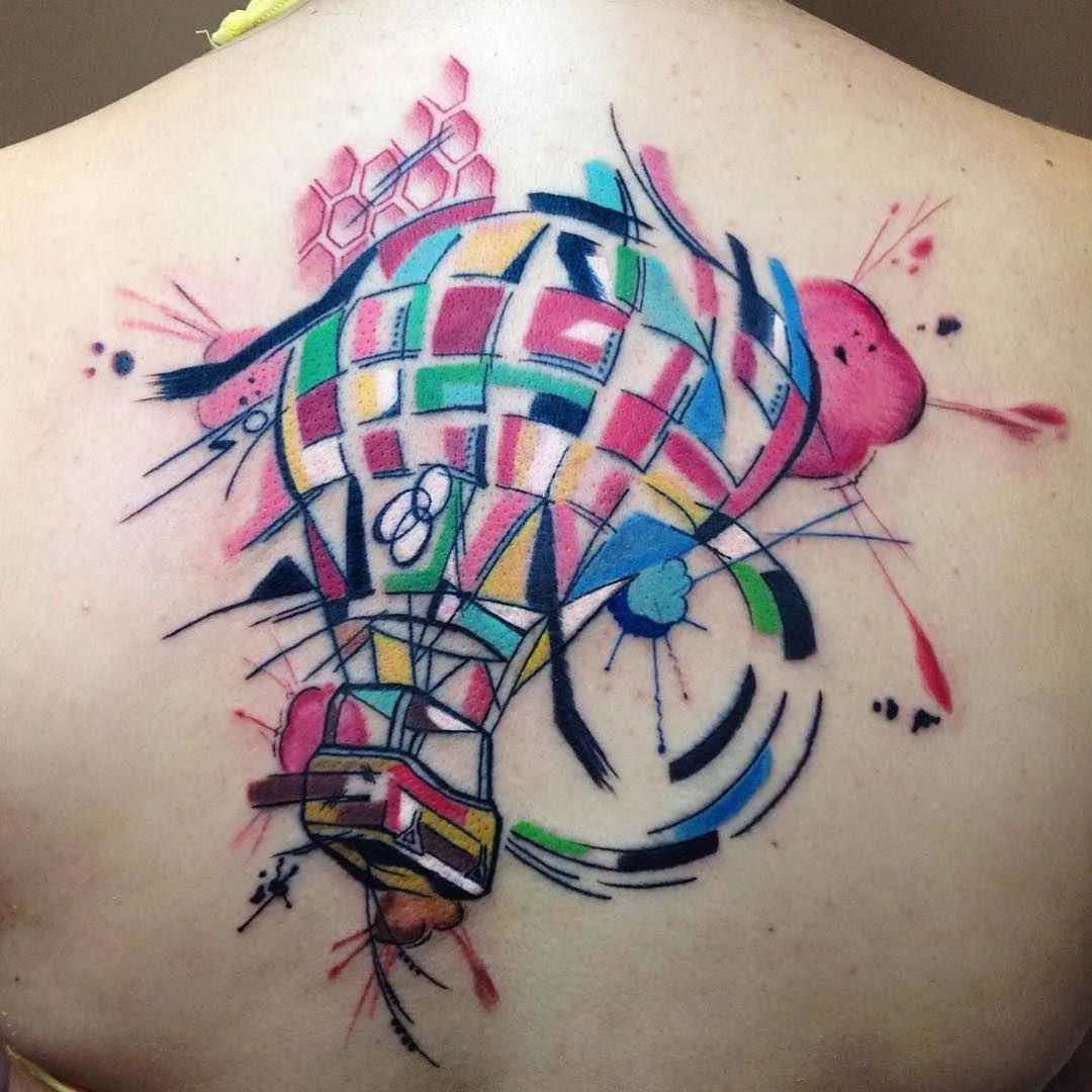 Artista del tatuaggio Sebastian Barone, tatuaggi colorati astratti cubisti, spazio e animali in acquerello | Тату-мастер Sebastian Barone цветные абстрактные татуировки, кубизм, акварель