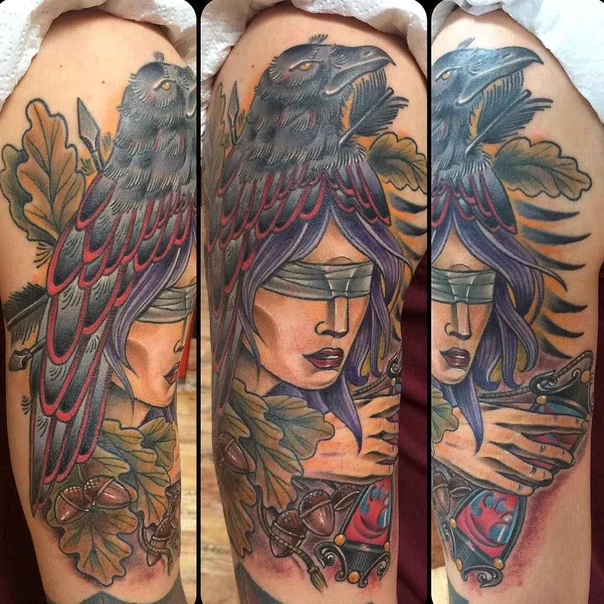 Нео-традиционная Raven, Woman tattoo на Плечо