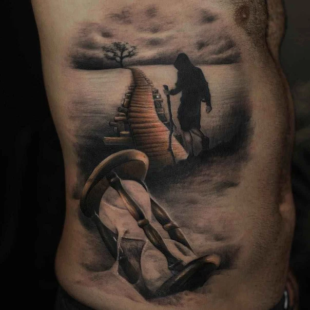 Realism Hourglass, Figure tattoo on Side