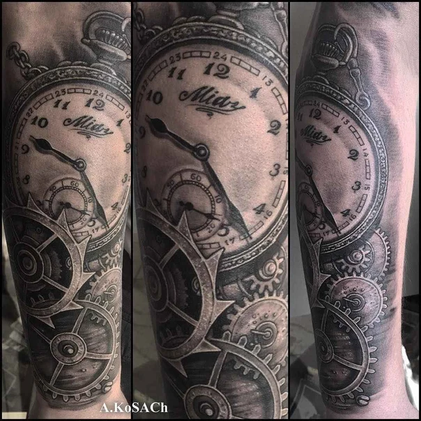 Чёрно-серая Clock, Gears tattoo на Предплечье