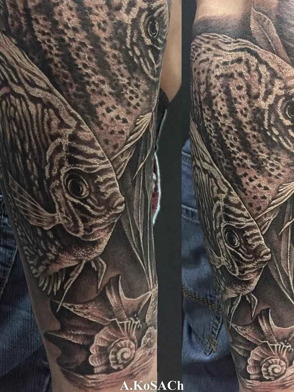black and grey realism Tatuaggio su forearm #3367 | Tatuatore Александр Косач