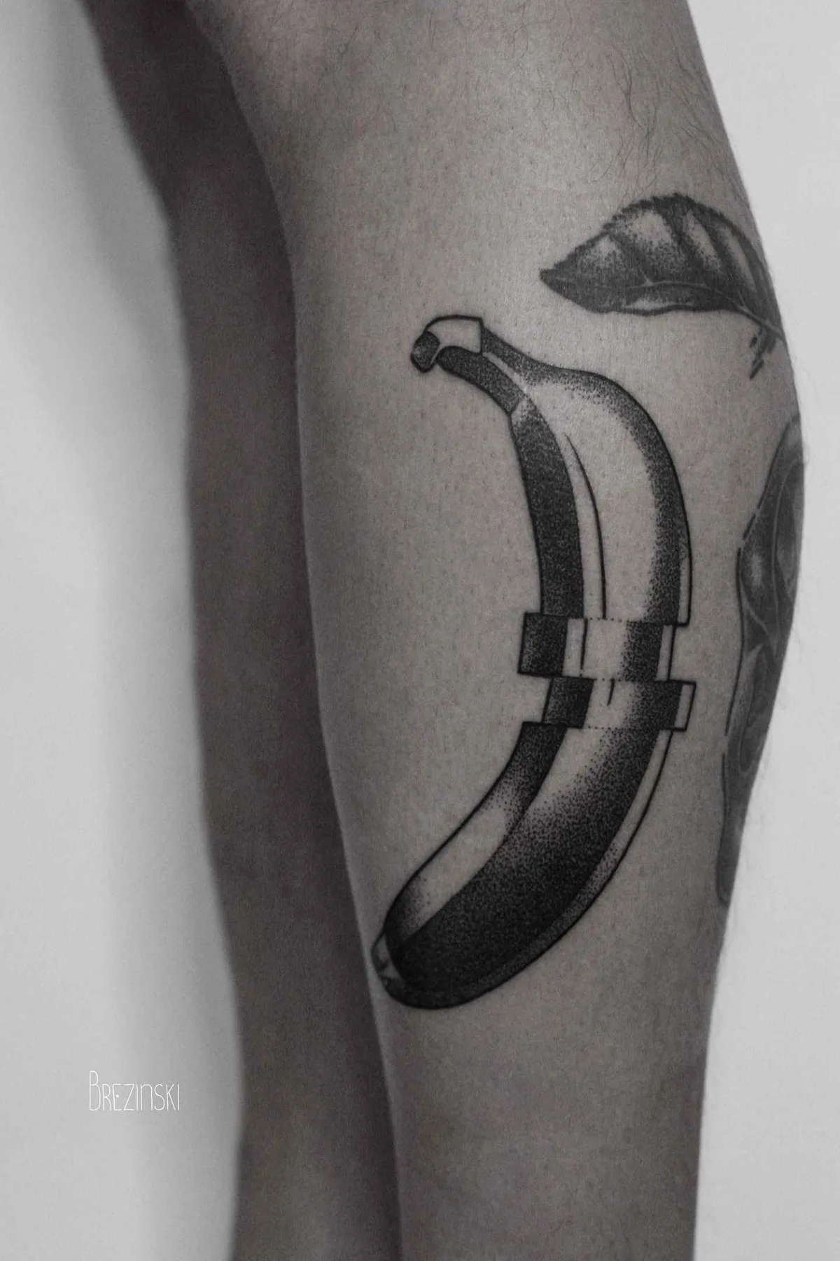 Tattoo artist Ilya Brezinski dotwork, linework, design tattoo | Тату-мастер Илья Брезинский дотворк, лайнворк дизайн татуировки
