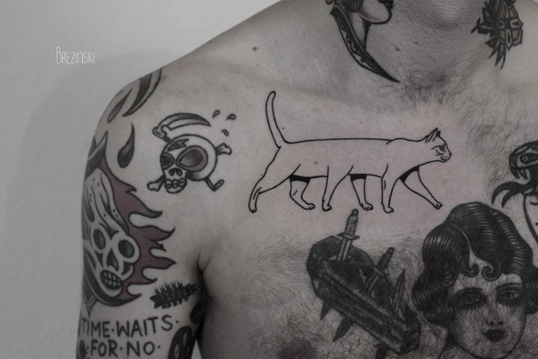 Традиционная Cat, Skull tattoo на Грудь