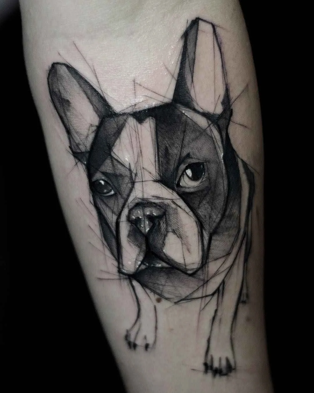 artista de tatuagem Kamil Mokot tatuagem preta de esboço
