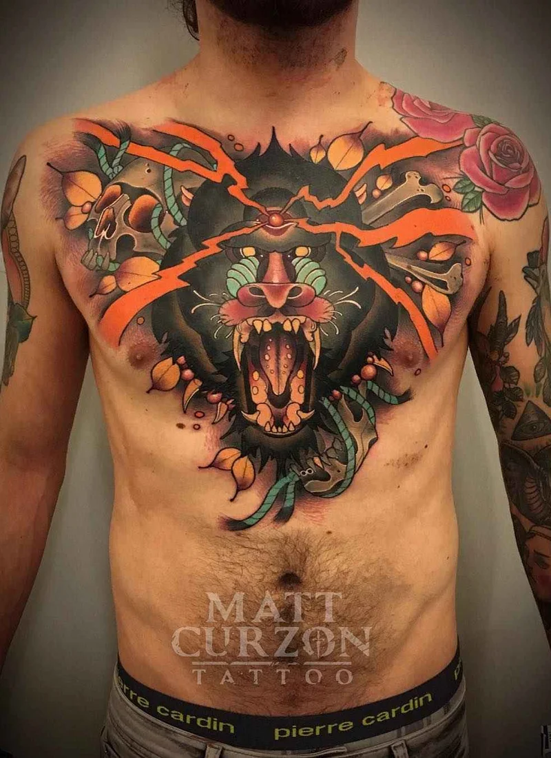 Tatuador Matt Curzon