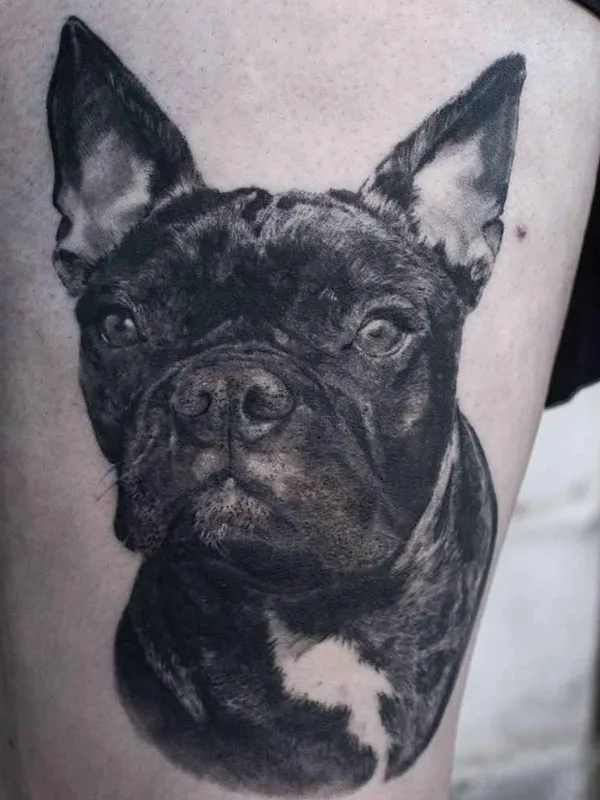 black and grey realism 纹身 在 thigh #14386 | 纹身师 Angelique Grimm