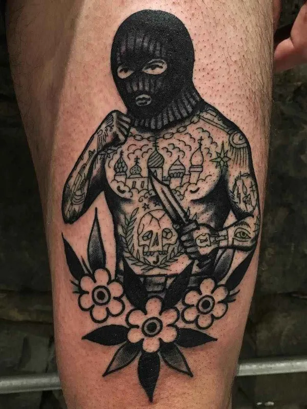 black and grey blackwork 纹身 在 thigh #13832 | 纹身师 Victor Vaclav