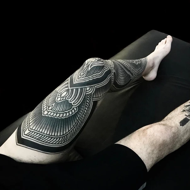 Blackwork — Sharly Saconi