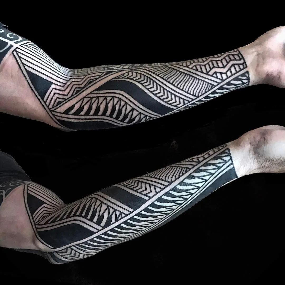 Tattoo artist Charly Saconi, black Authors ornamental tattoo | Buenos Aires, Argentina