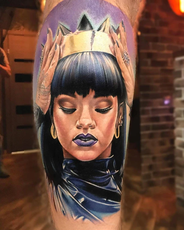Реализм Portrait, Crown tattoo на Икра
