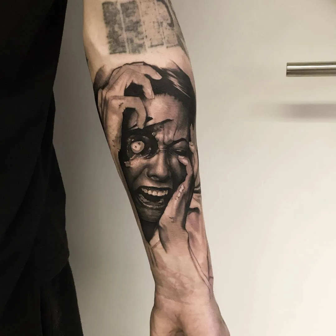 Tattoo artist Neon Judas, black&grey horror portrait realistic tattoo | Germany  