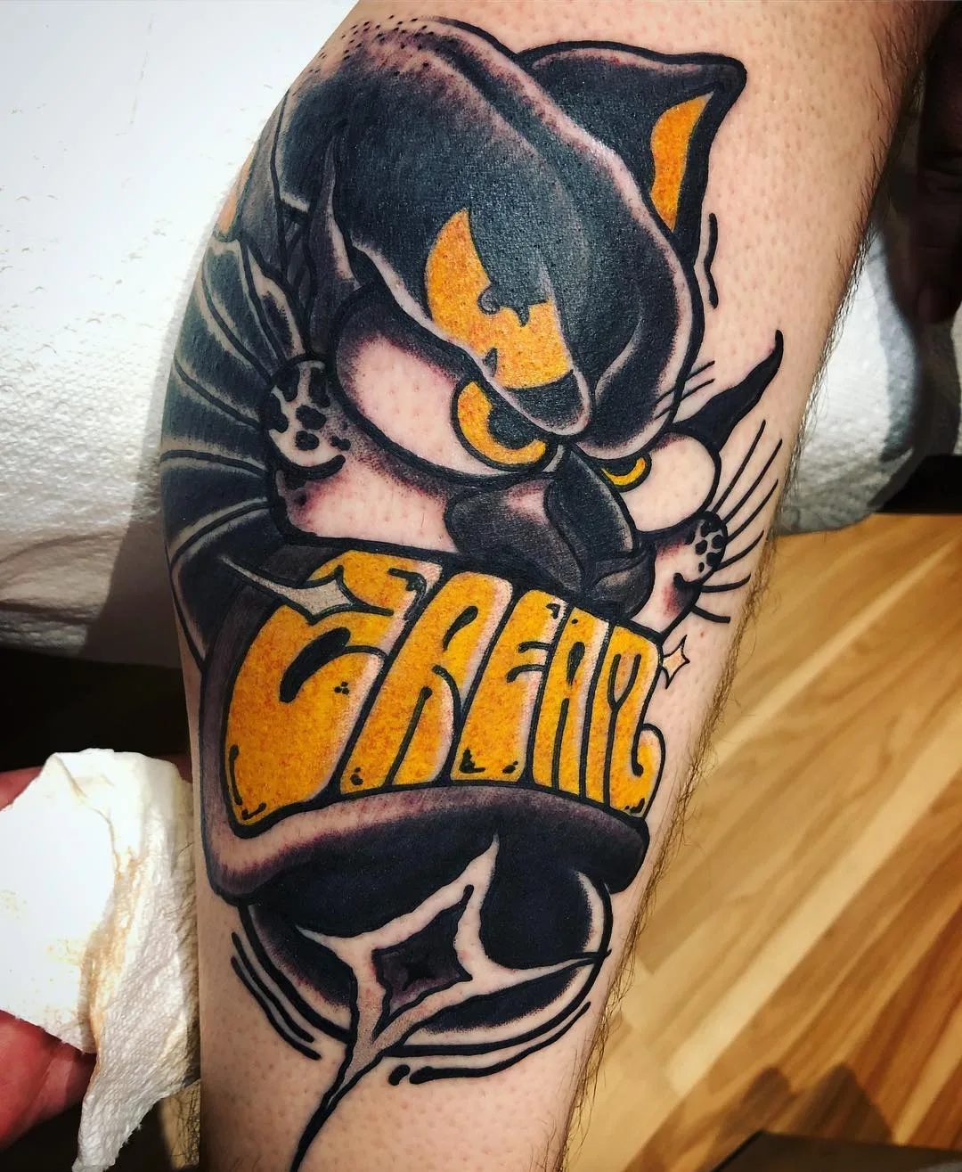 Tatuagem de artista de grafite Davee Blows, design de grafite colorido nova escola tatuagem