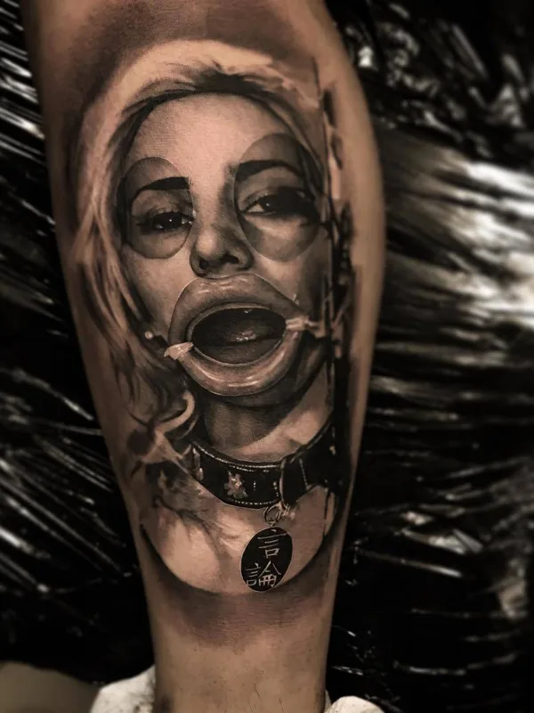 female black and grey realism 타투 부위 calf #25925 | 타투이스트 Neon Judas
