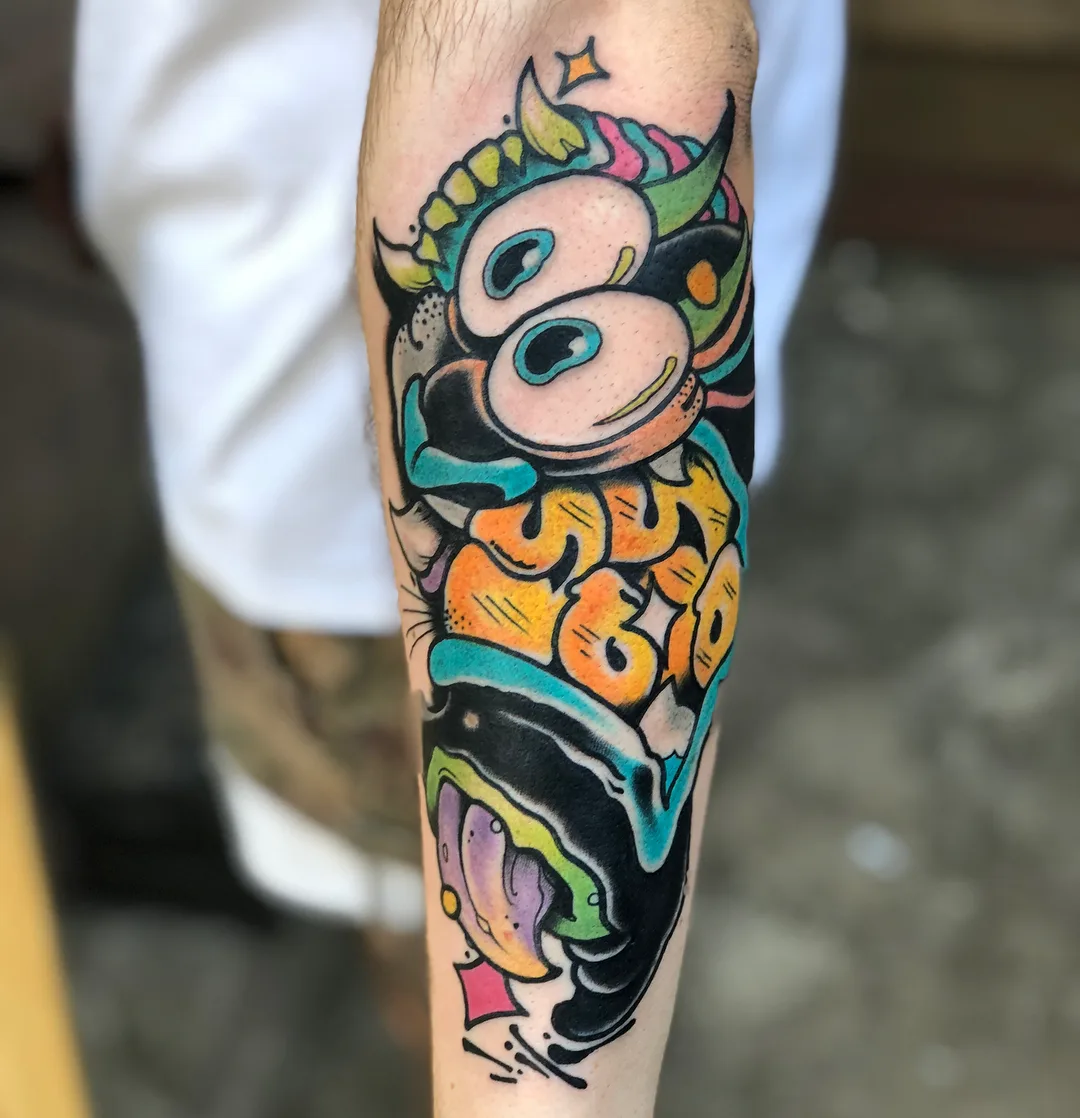 Tatuagem de artista de grafite Davee Blows, design de grafite colorido nova escola tatuagem