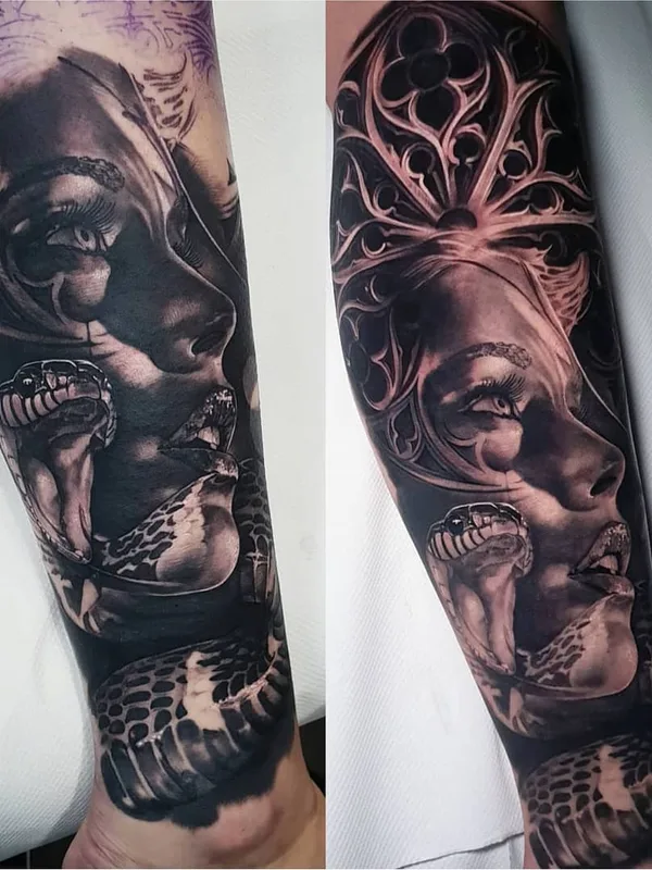 female black and grey realism Tatuaggio su forearm #26051 | Tatuatore Nick Imms