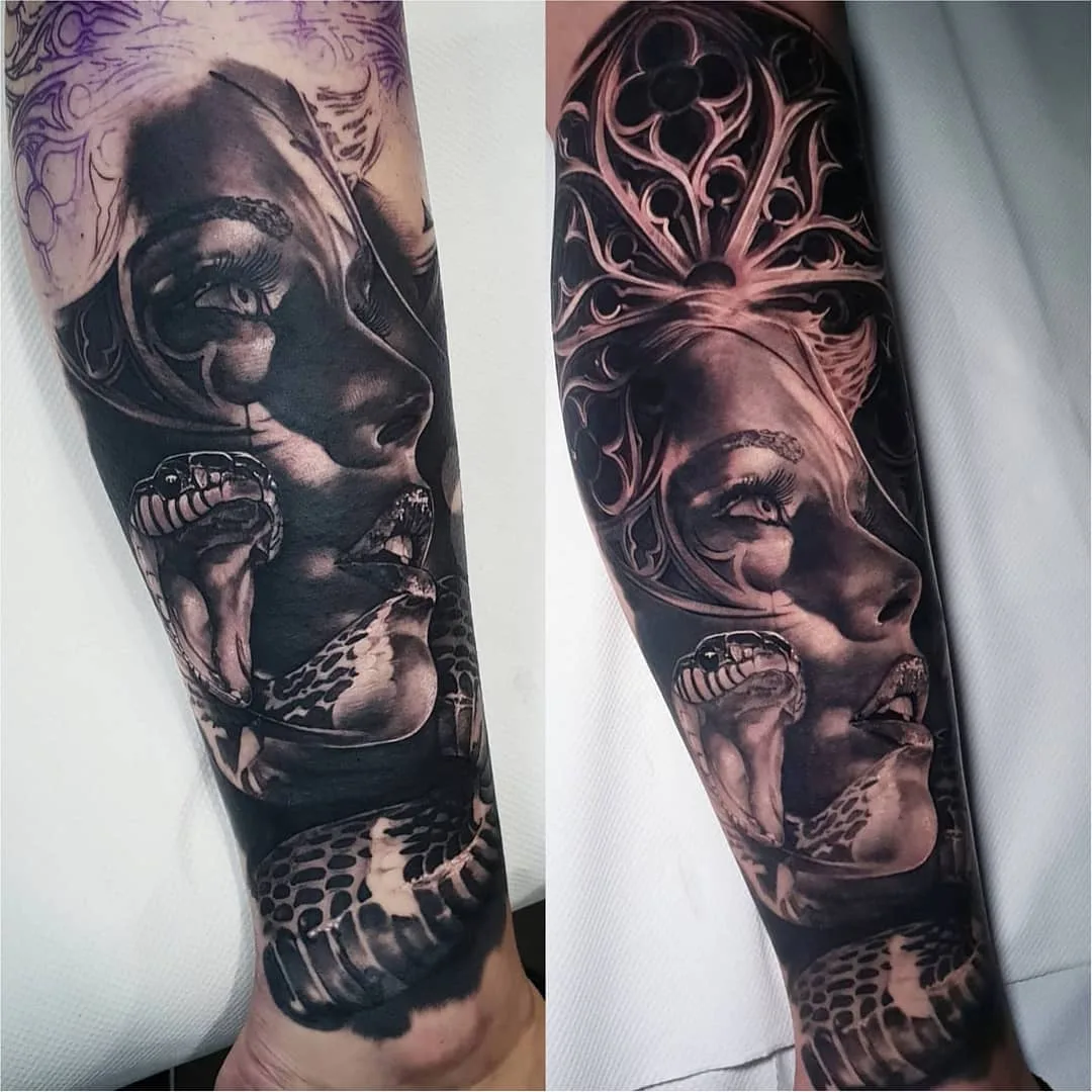 Artista di tatuaggi Nick Imms, autore di ritratto in nero e grigio con realismo | Regno Unito